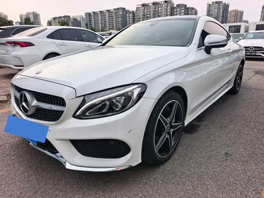 Mercedes-Benz C-Class (Import) — миниатюра 2