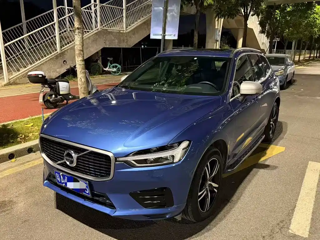 VOLVO  XC60