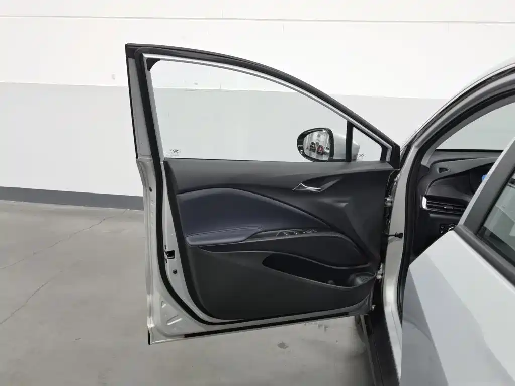 Buick Velite 6 — миниатюра 8