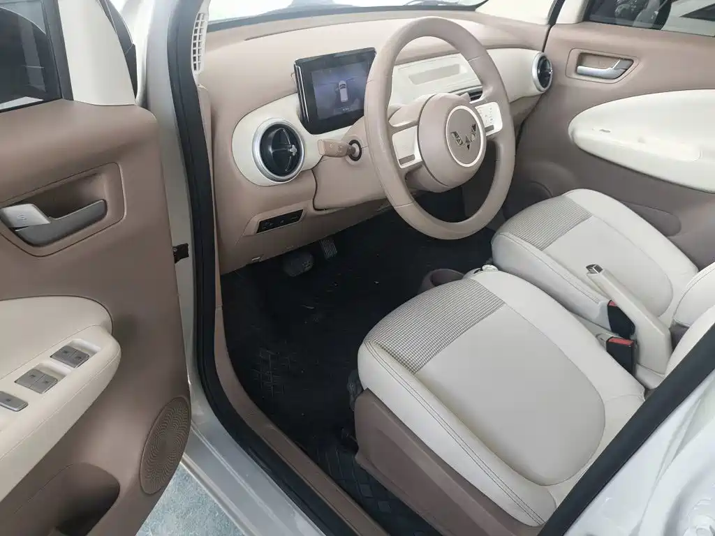 Wuling MINIEV — миниатюра 18