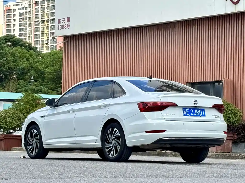 Volkswagen Sagitar — миниатюра 5