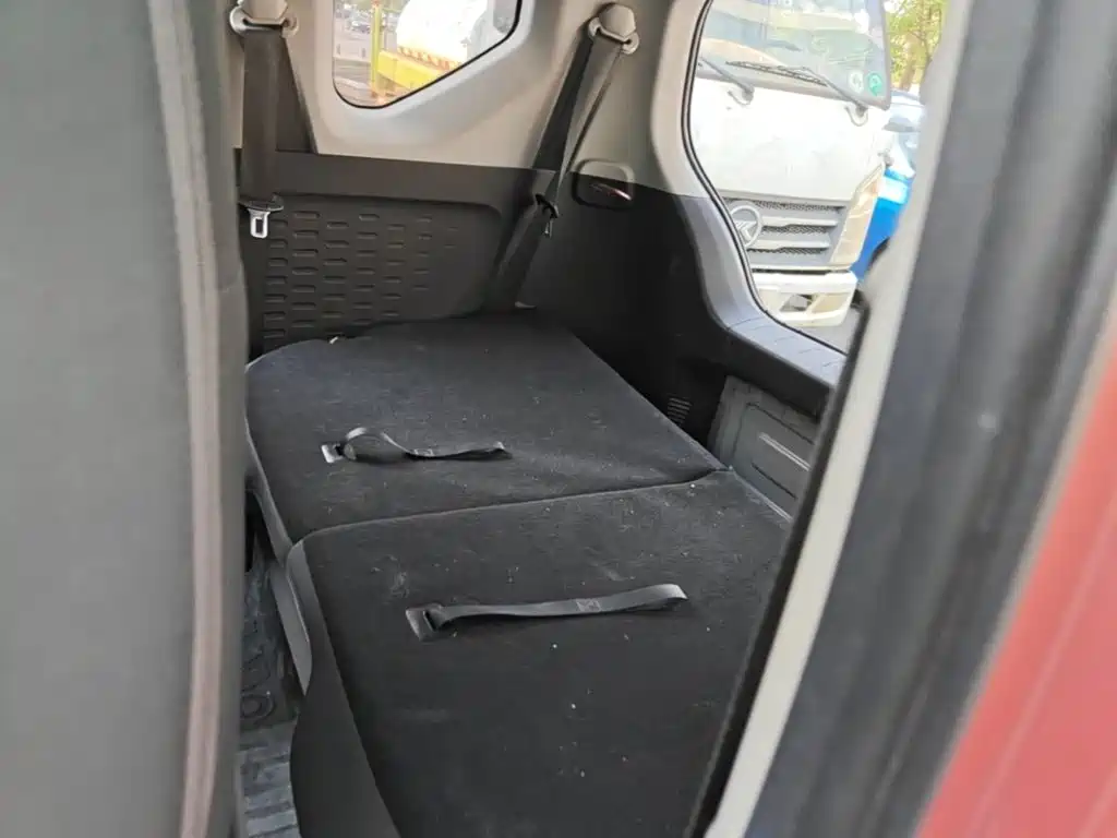 Wuling MINIEV — миниатюра 17