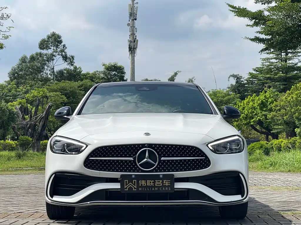 Mercedes-Benz C-Class — миниатюра 2