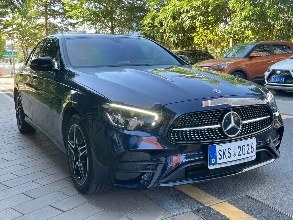Mercedes-Benz E-Class (Import) — миниатюра 3