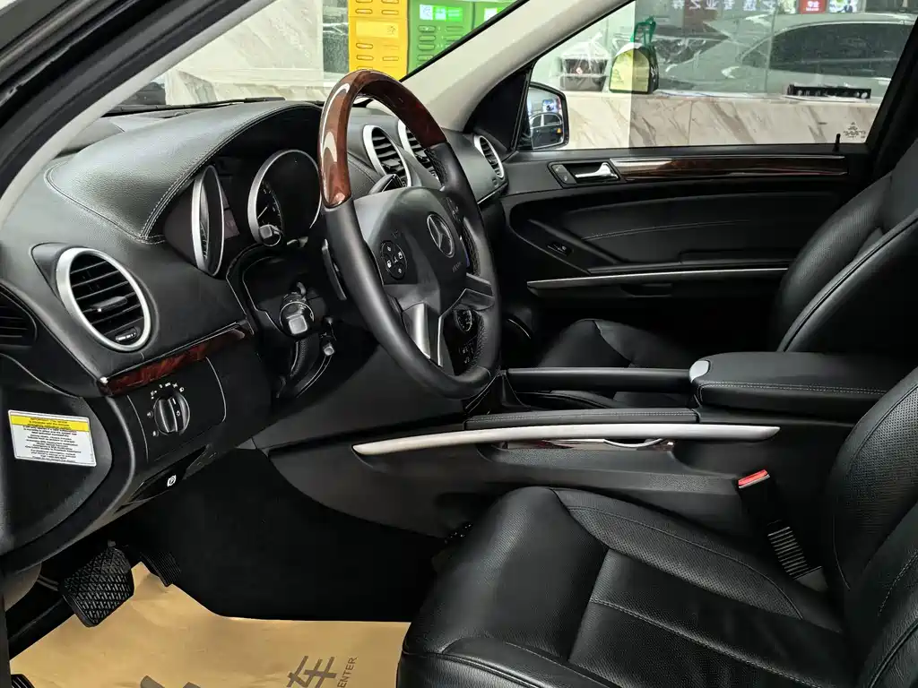 Mercedes-Benz GL 2012 GL 550