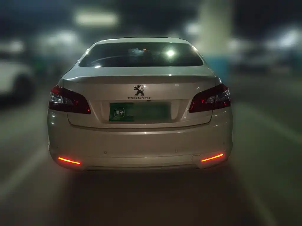 Peugeot 408 — миниатюра 5