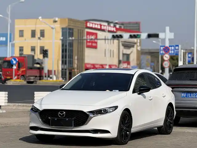 mazda 3-angkesaila