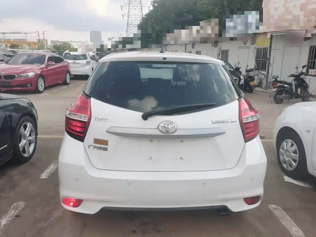 Toyota Yaris L — миниатюра 6