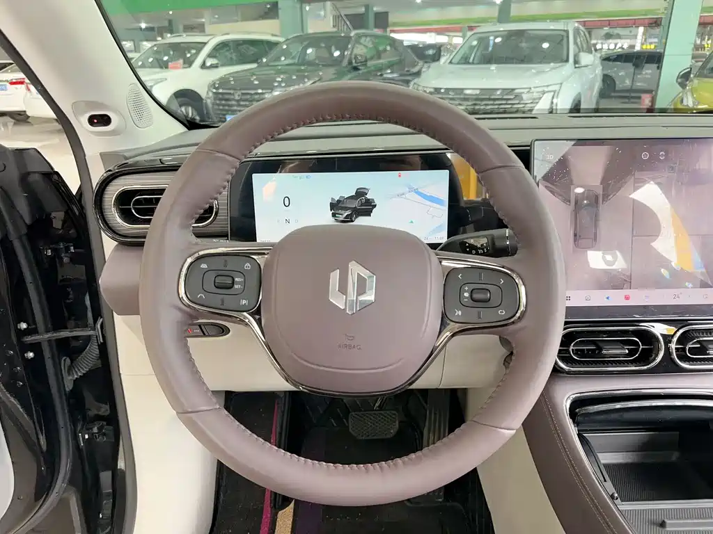 Leapmotor Leapmotor C11 — миниатюра 19