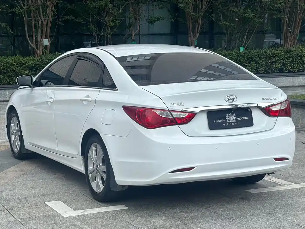 Hyundai Sonata — миниатюра 4