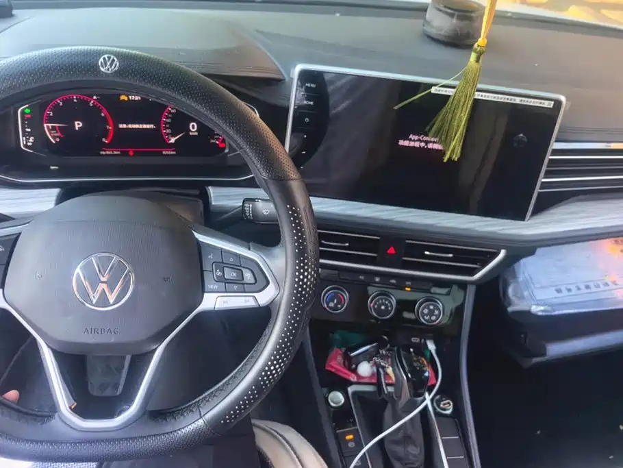 Volkswagen Sagitar — миниатюра 12