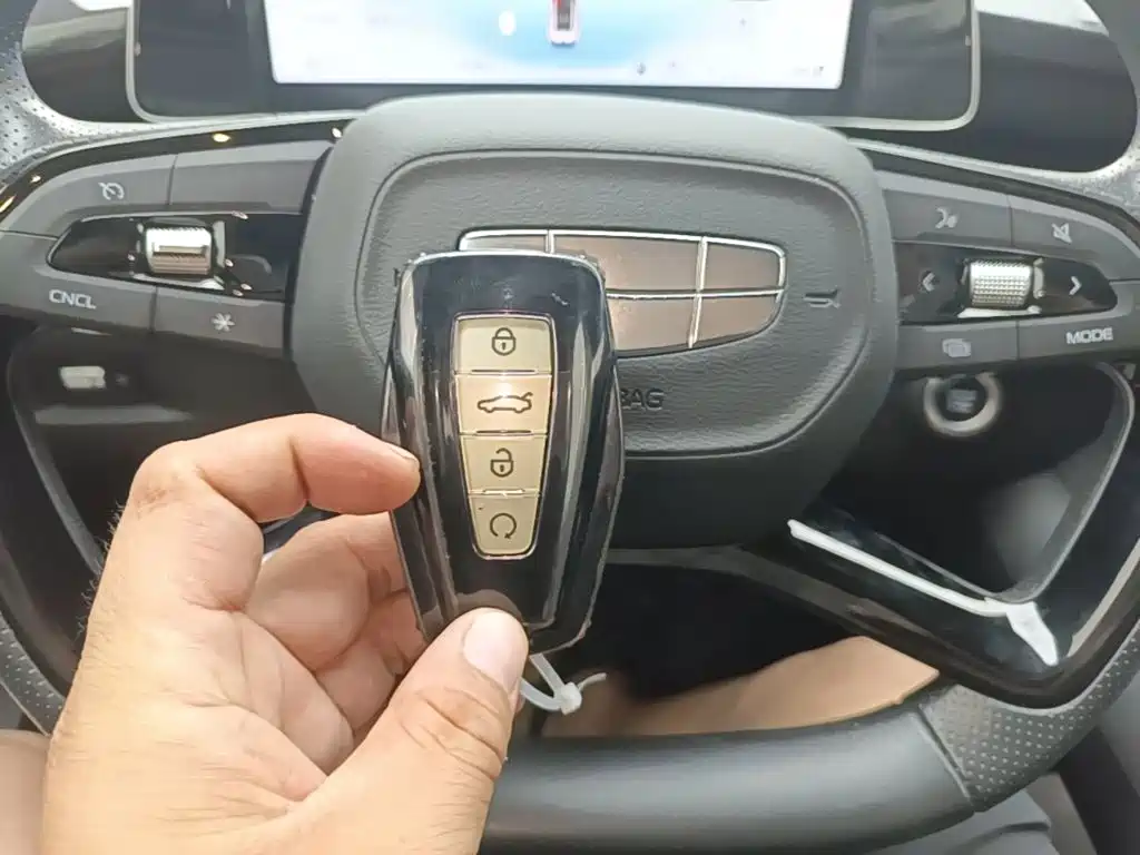 Geely Boyue — миниатюра 9