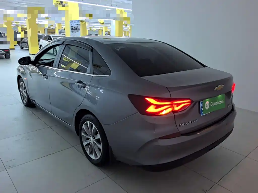 Chevrolet Monza — миниатюра 5
