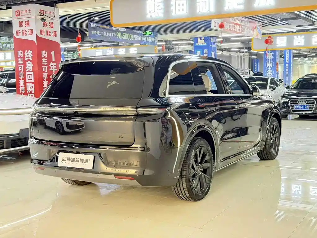 Li Auto L8 2023 Pro