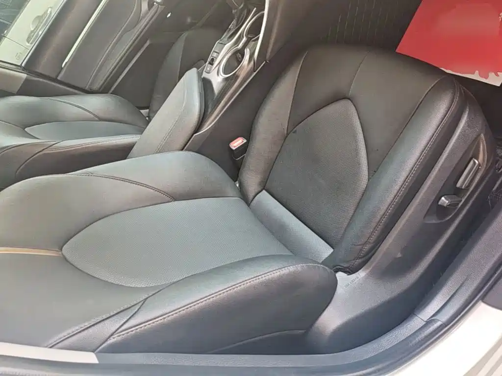 Toyota Camry — миниатюра 25