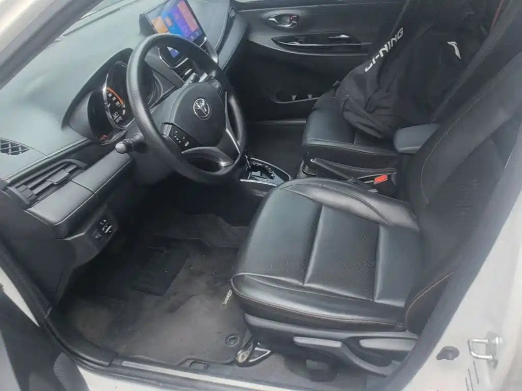 Toyota Yaris L — миниатюра 15