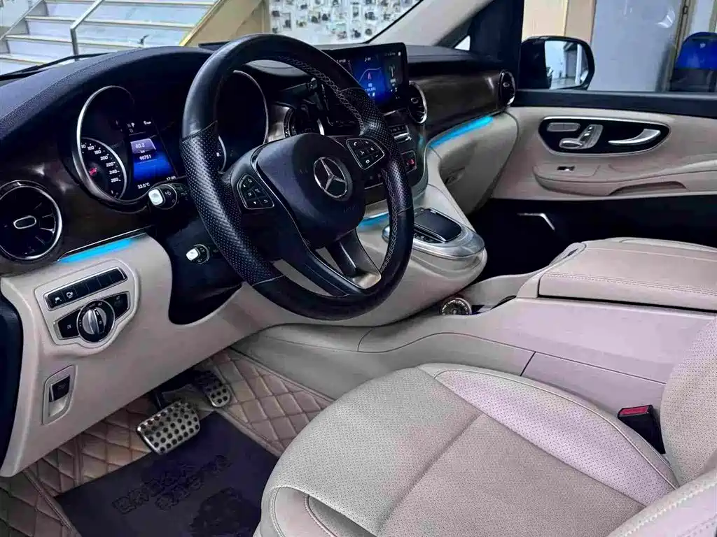 Mercedes-Benz V-Class — миниатюра 3