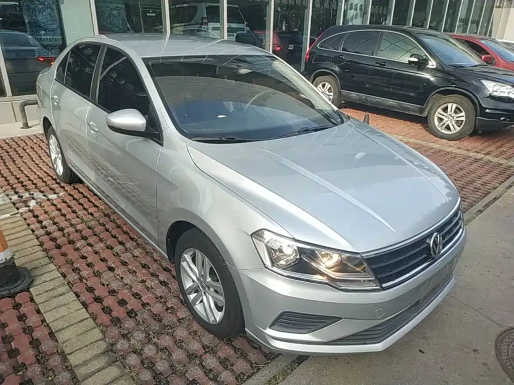 Volkswagen Jetta — миниатюра 4