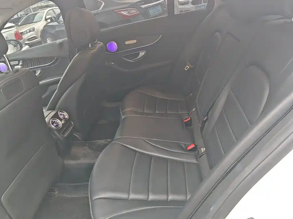 Mercedes-Benz C-Class — миниатюра 17