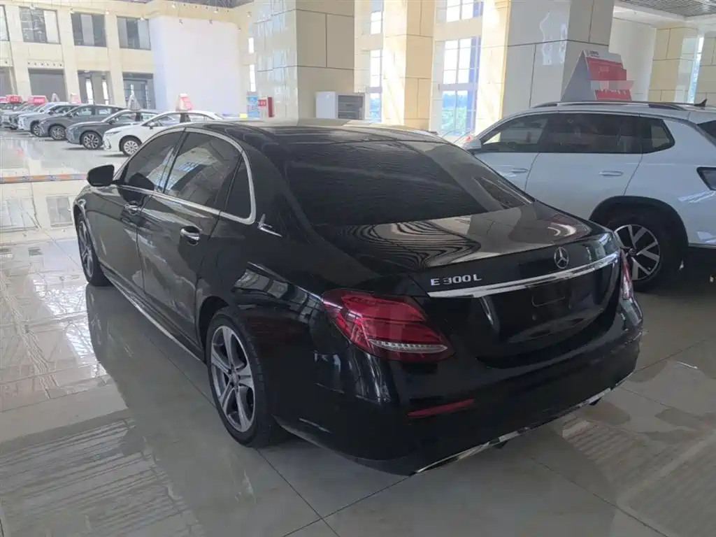 Mercedes-Benz E-Class E 2016 E 200 L Sport