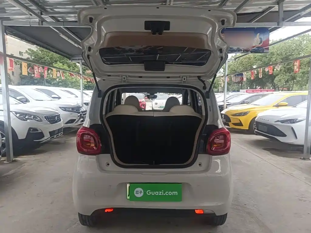 Wuling MINIEV — миниатюра 19