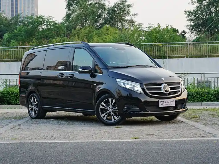 Mercedes-Benz V-Class — миниатюра 3