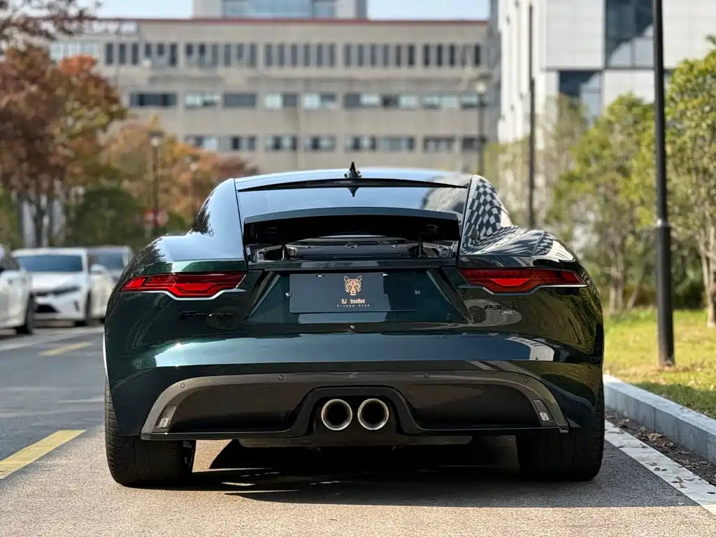 JAGUAR F TYPE