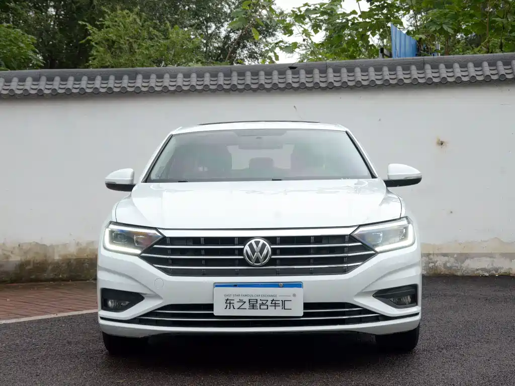 Volkswagen Sagitar — миниатюра 2