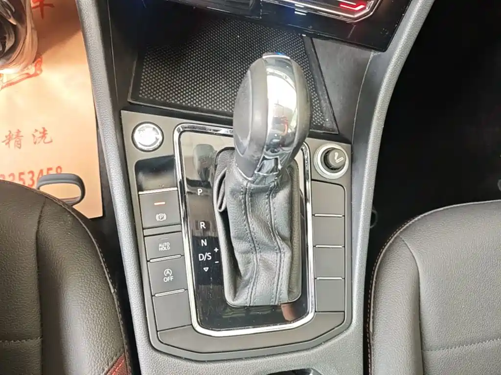 Volkswagen Bora — миниатюра 14