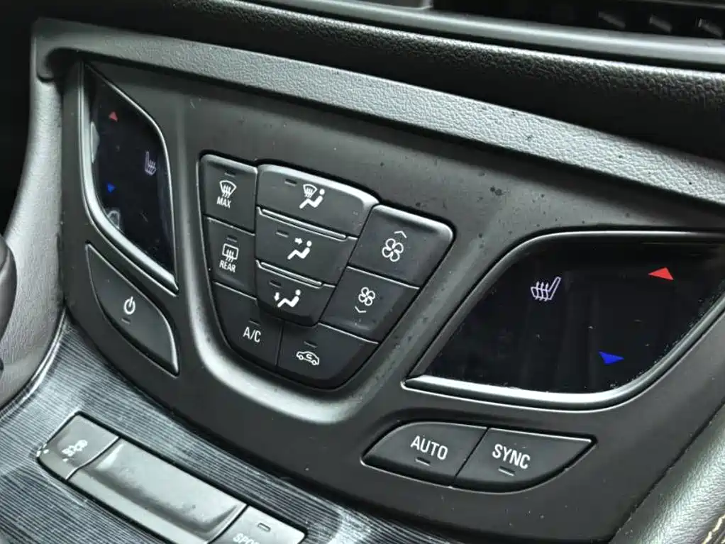Buick Envision Plus — миниатюра 17