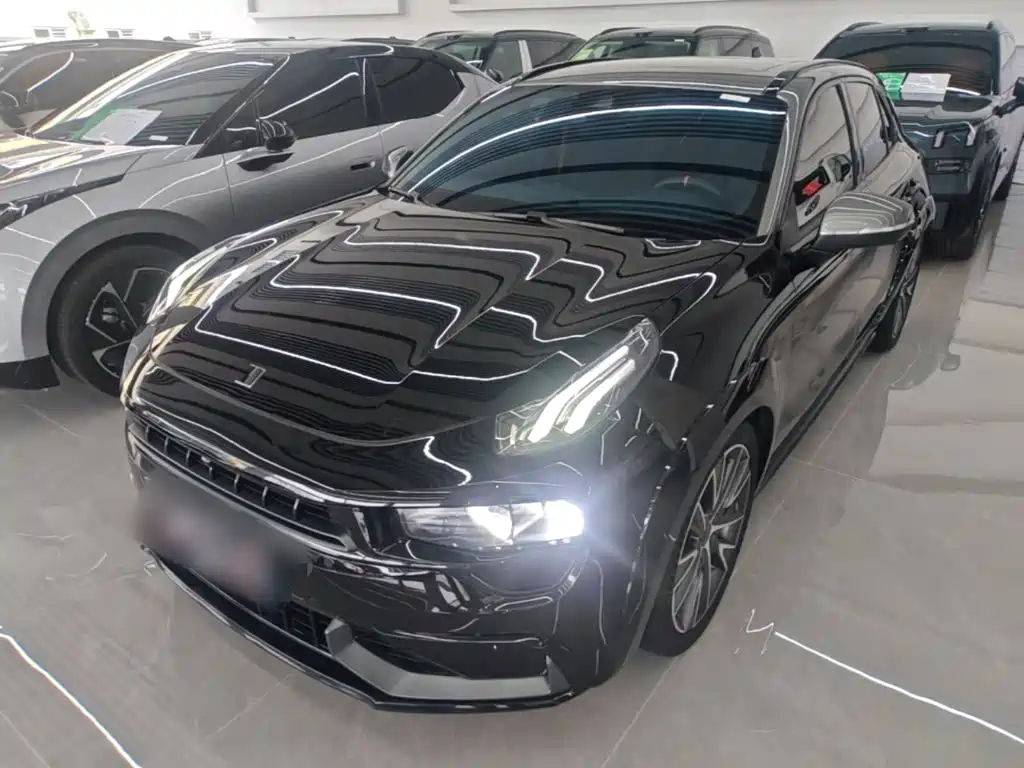 Lynk & Co 02 Hatchback