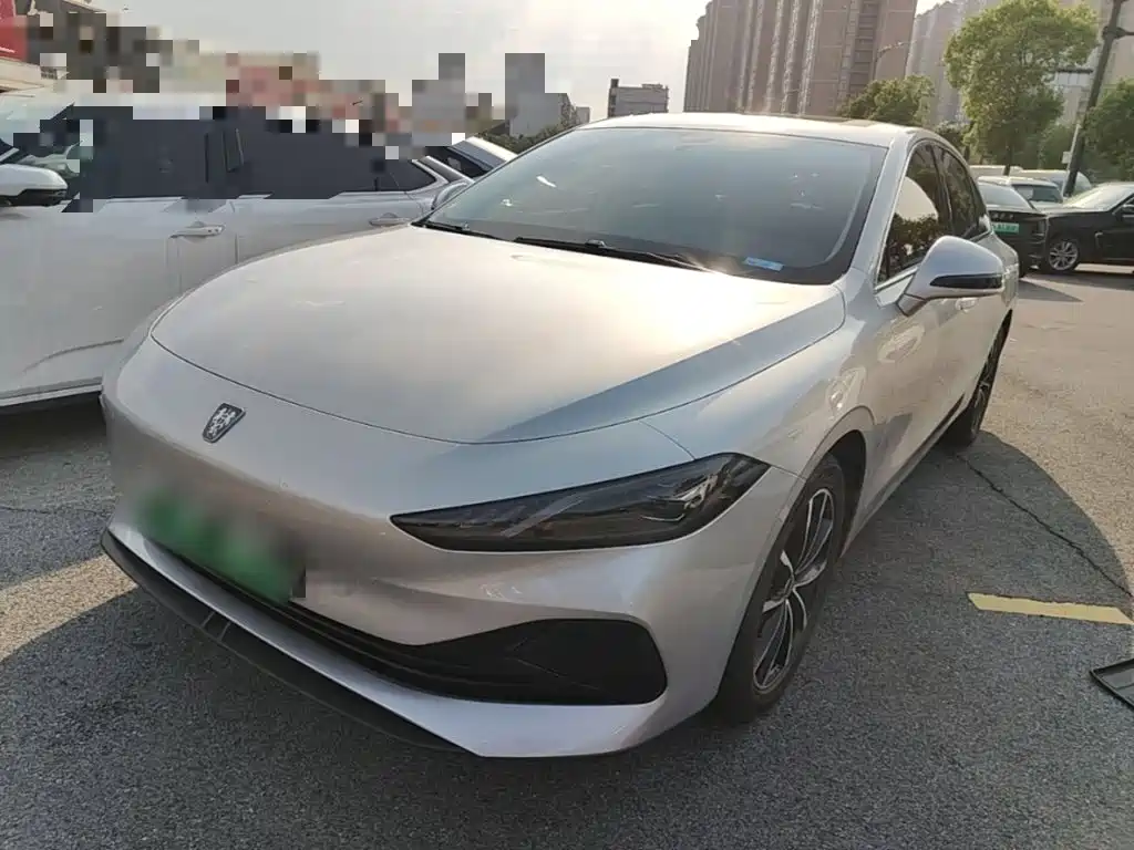 Roewe D7