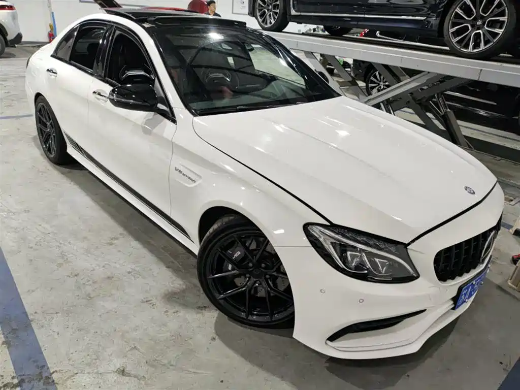 Купить Mercedes-Benz C-Class AMG
