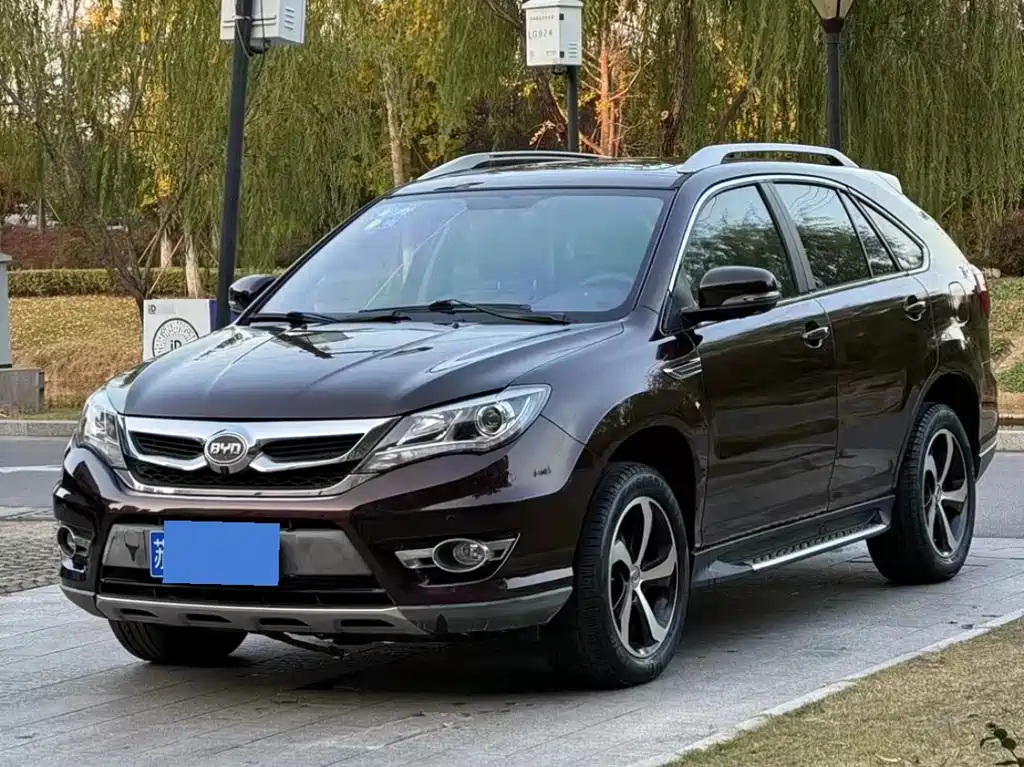 Купить BYD S7