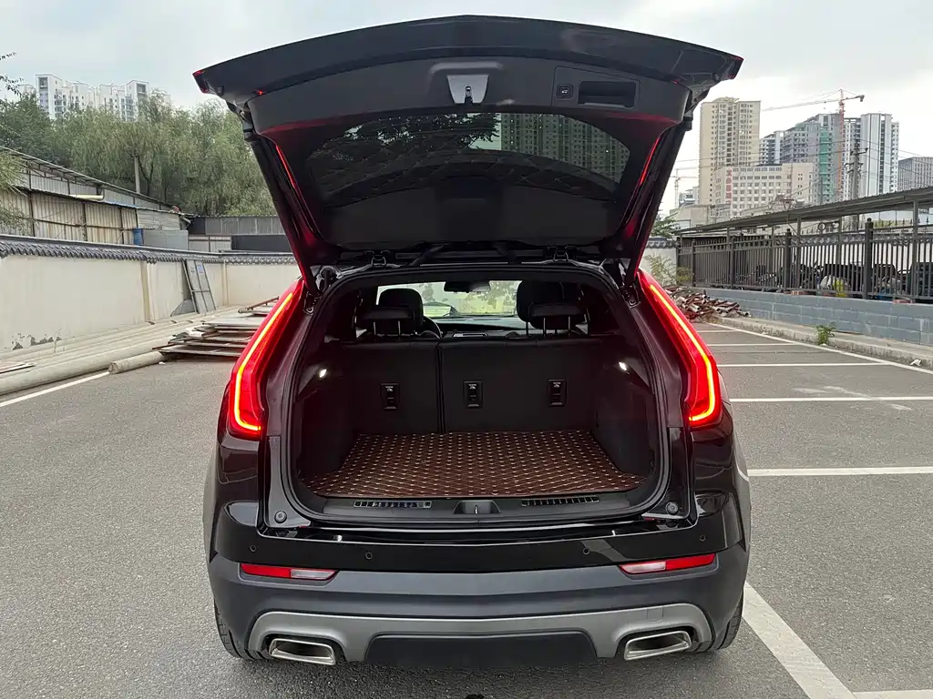 Cadillac XT4 — миниатюра 15