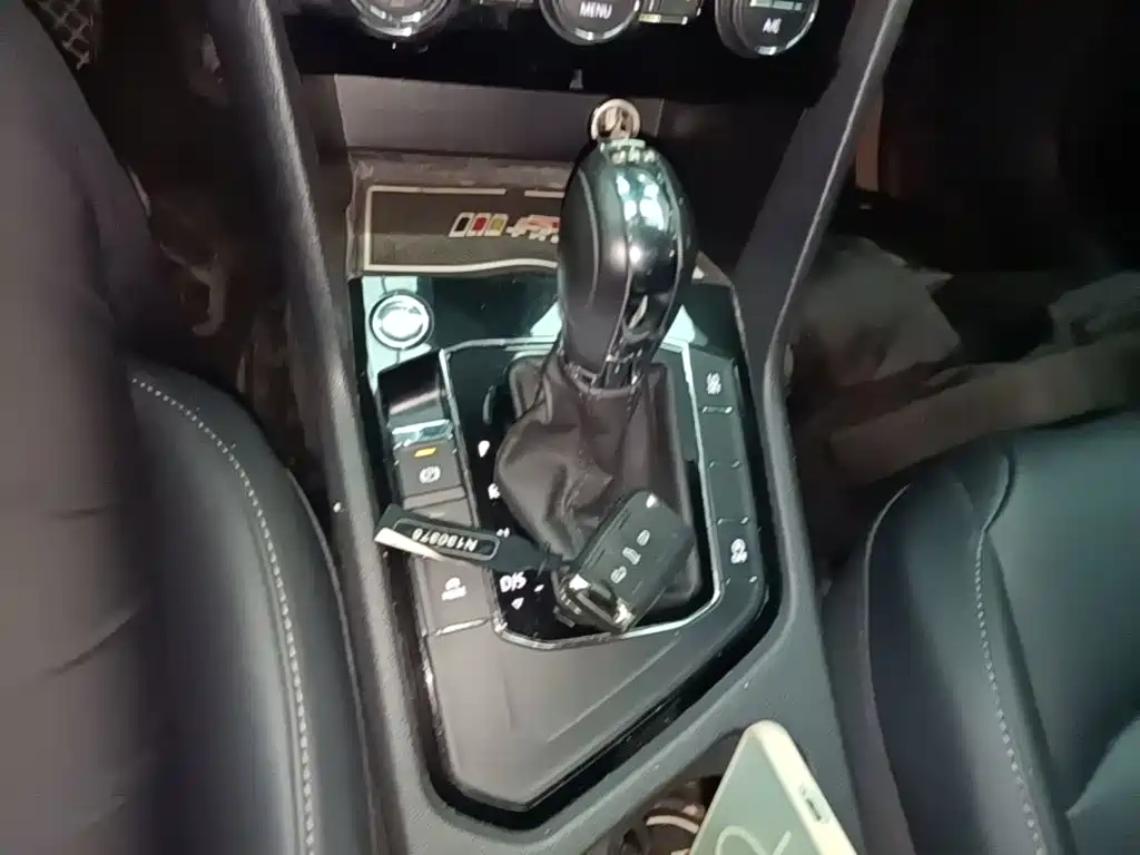 Volkswagen Tharu — миниатюра 14