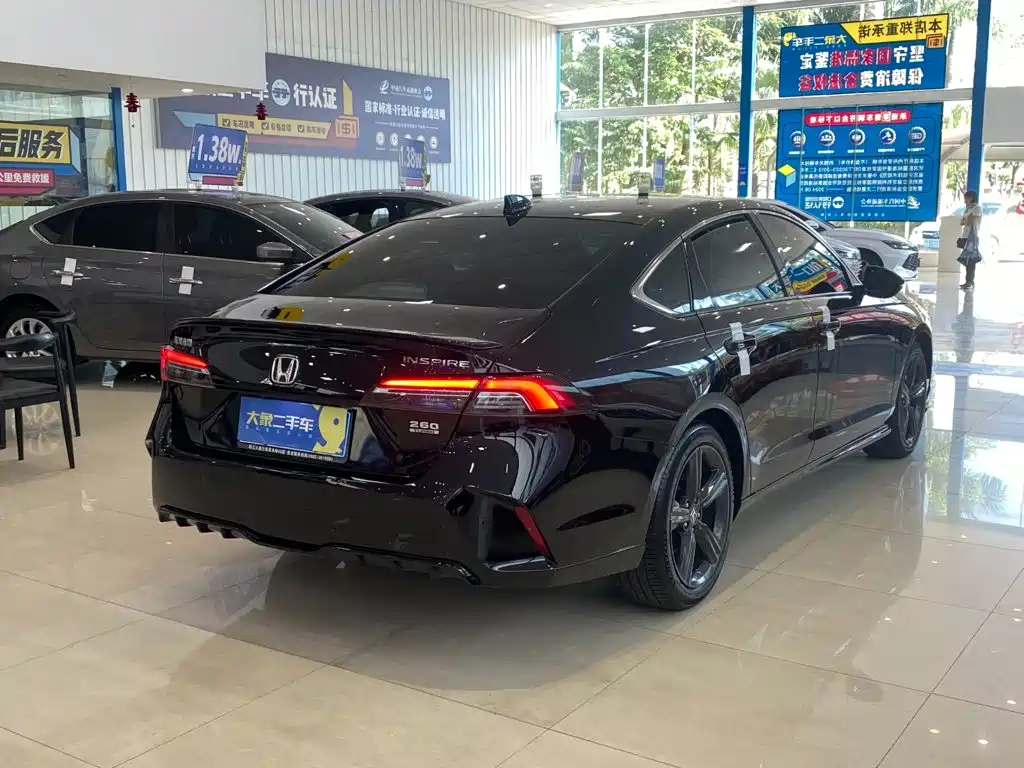Honda Inspire — миниатюра 12