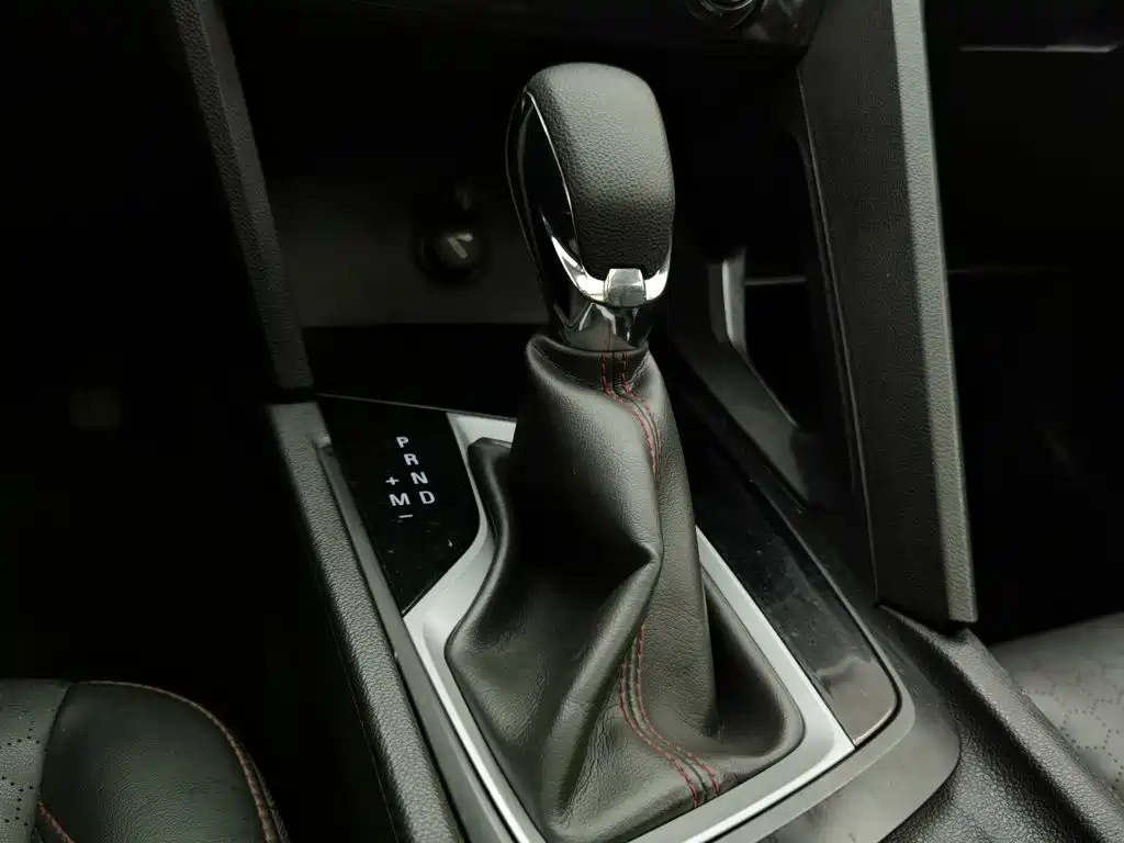 Chevrolet Volando — миниатюра 13
