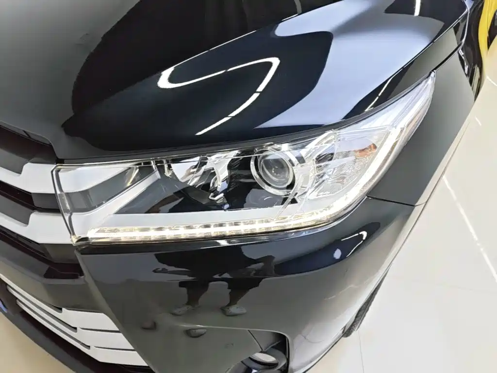 Toyota Highlander — миниатюра 24