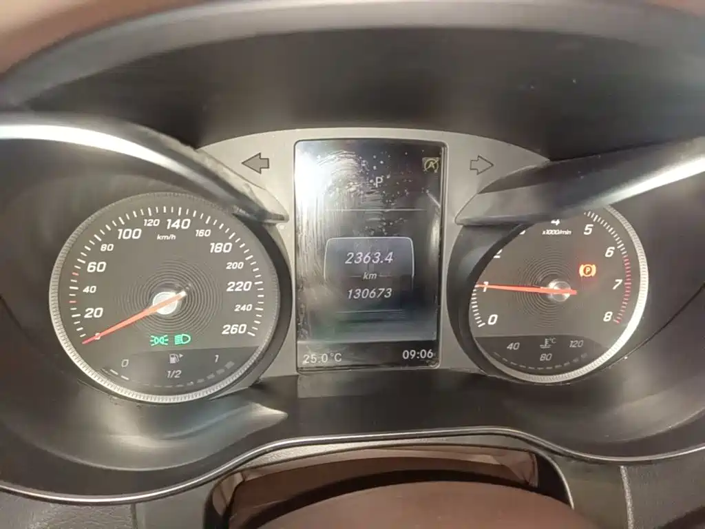 Mercedes-Benz GLC — миниатюра 12