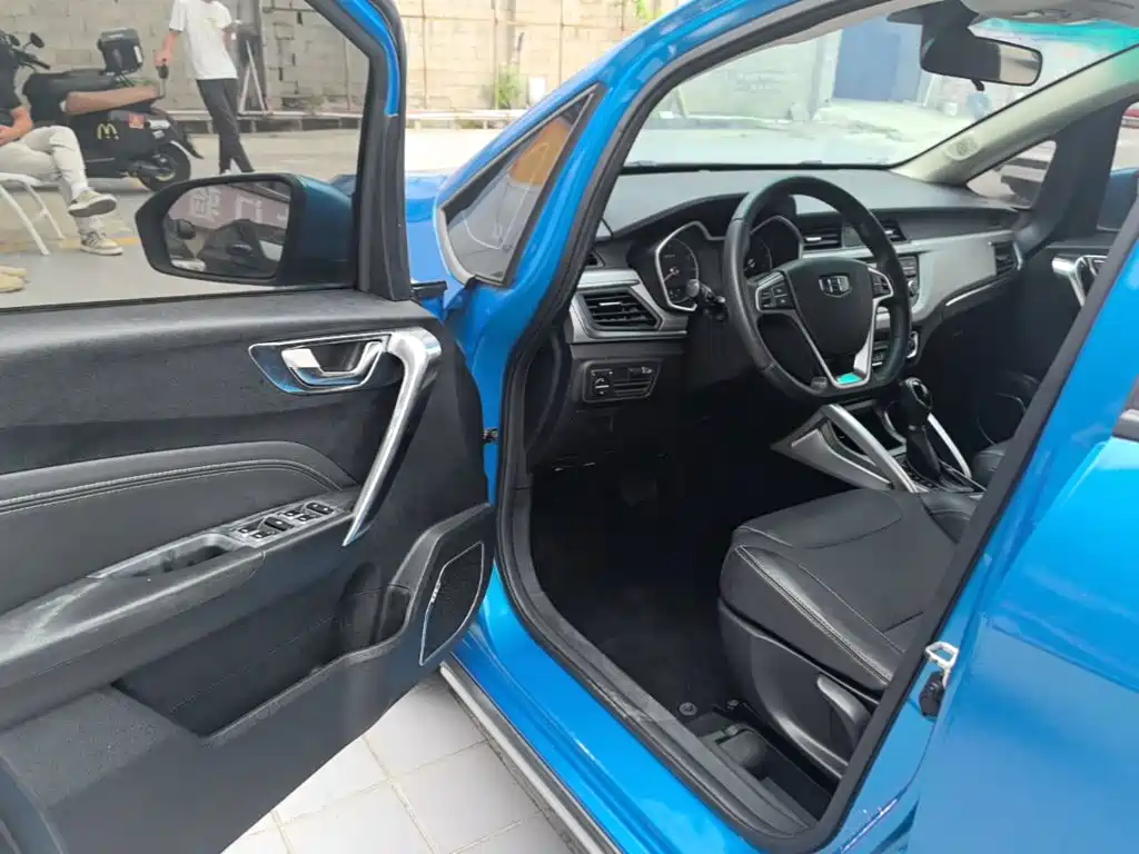 Geely Vision X3 — миниатюра 16
