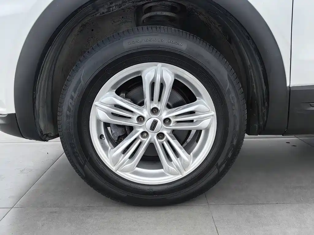 Qoros Qoros 5 — миниатюра 17