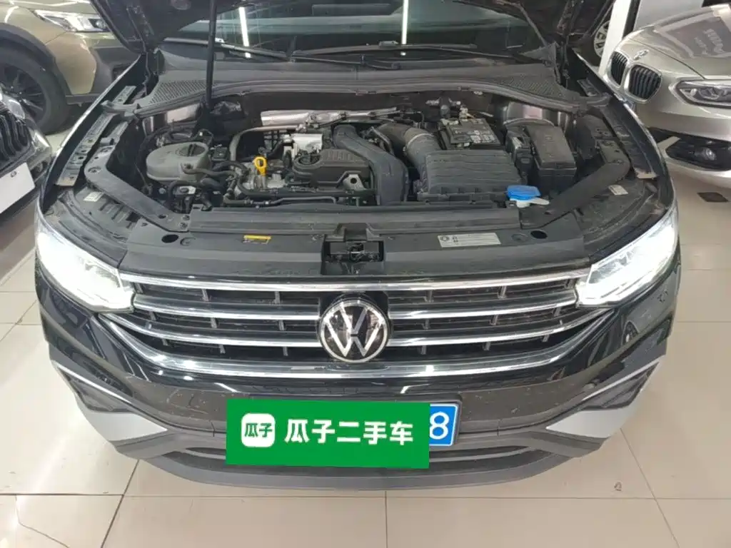 Volkswagen Tiguan L — миниатюра 20