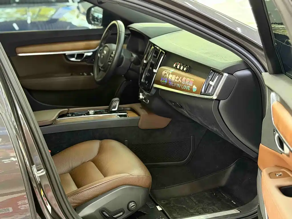 Volvo S90 — миниатюра 14