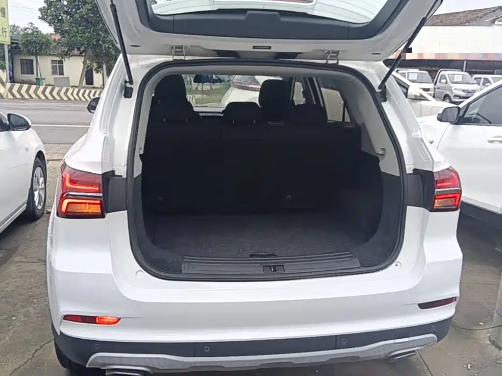 Roewe RX5 — миниатюра 19