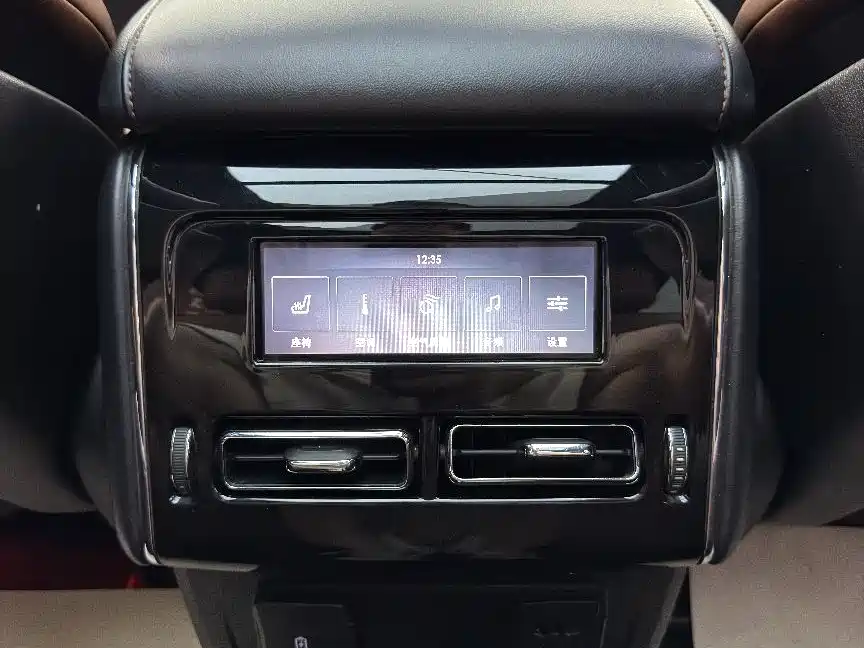 Lincoln Aviator — миниатюра 11