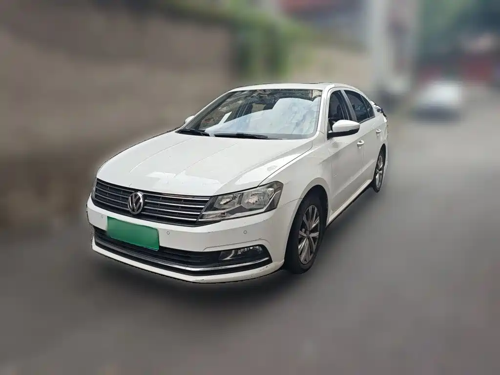 Volkswagen Lavida — миниатюра 2