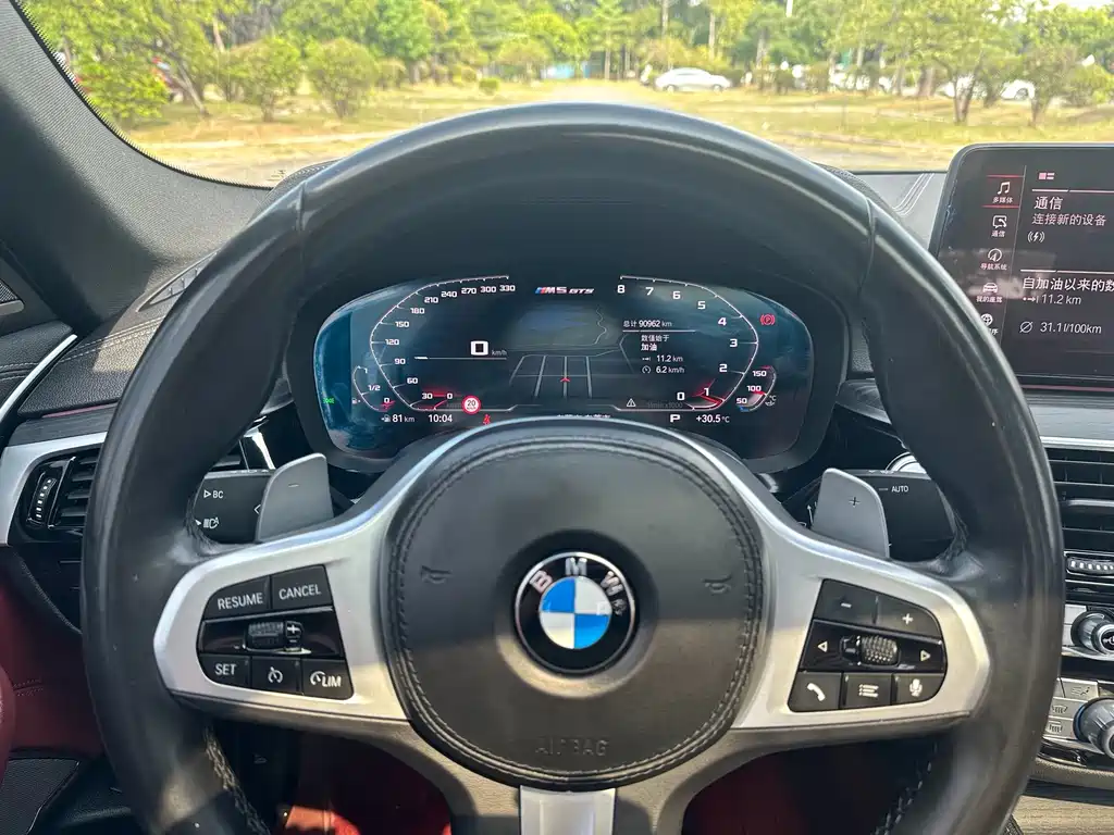 BMW 5 Series — миниатюра 9
