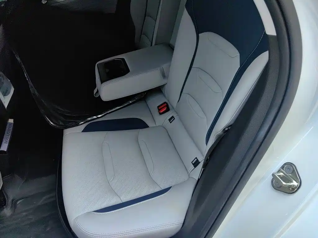 Geely Xingrui — миниатюра 15
