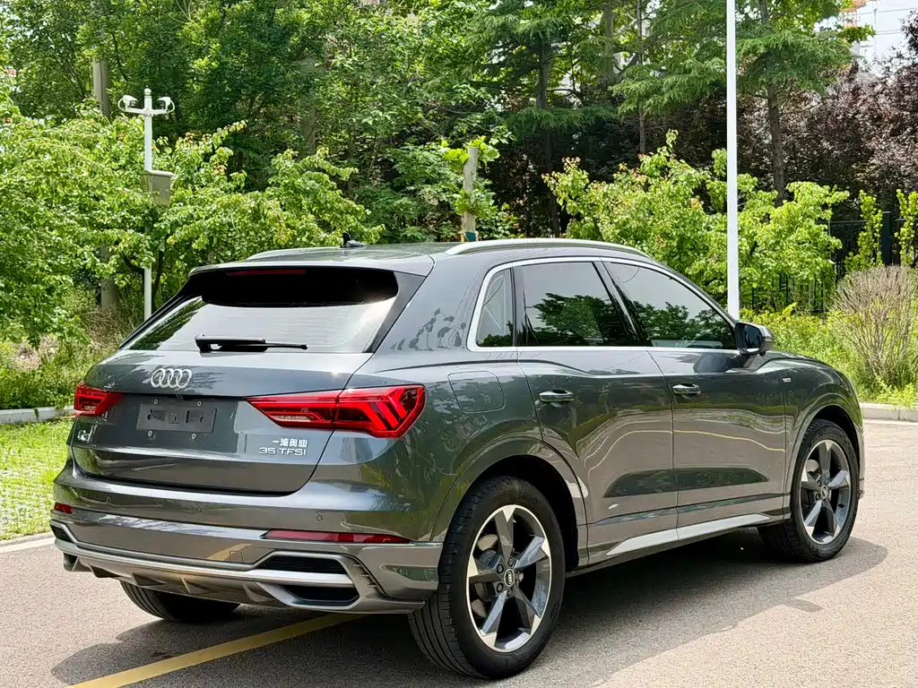 Audi Q3 2022 35 TFSI Fashion